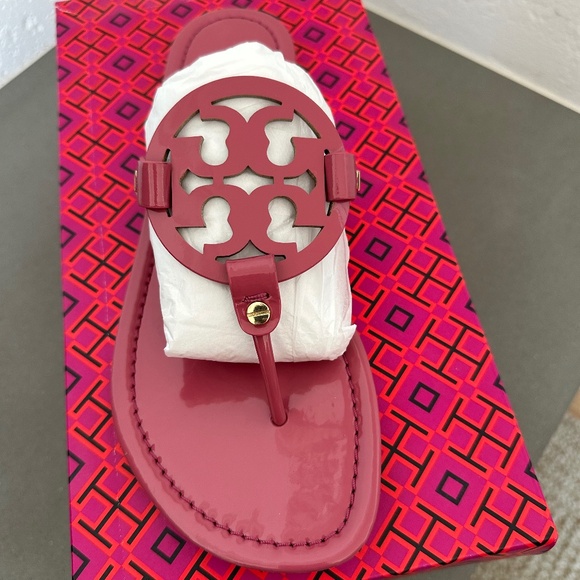 Tory Burch Miller Metallic Slides NIB. Size 9 - Picture 1 of 3